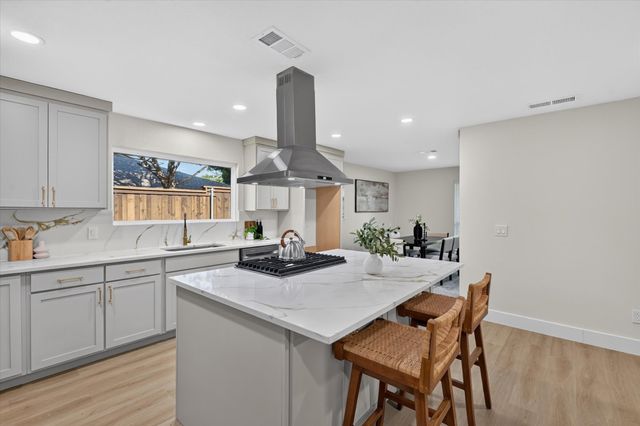 2608 Northcrest Drive, Plano, TX 75075