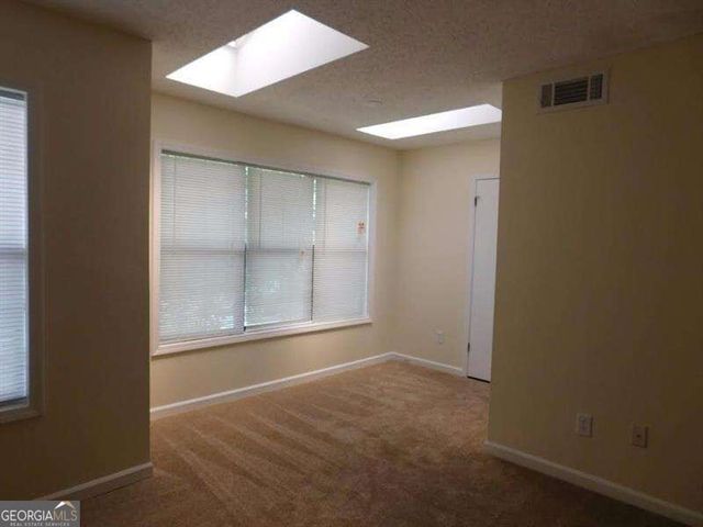 2008 Huntingdon Chas 2008, Sandy Springs, GA 30350