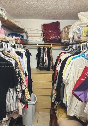 6220 SW 131st Ct 204, Miami, FL 33183