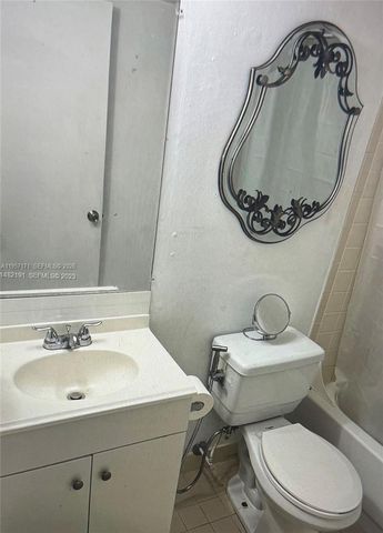 6220 SW 131st Ct 204, Miami, FL 33183