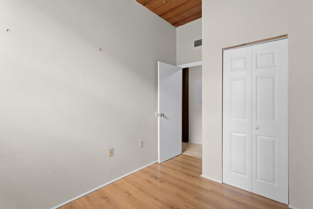 335 Cypress St Apt 1A, Manchester, NH 03103