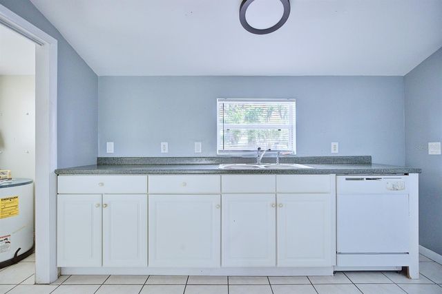 121 BATES AVENUE SE, Winter Haven, FL 33880