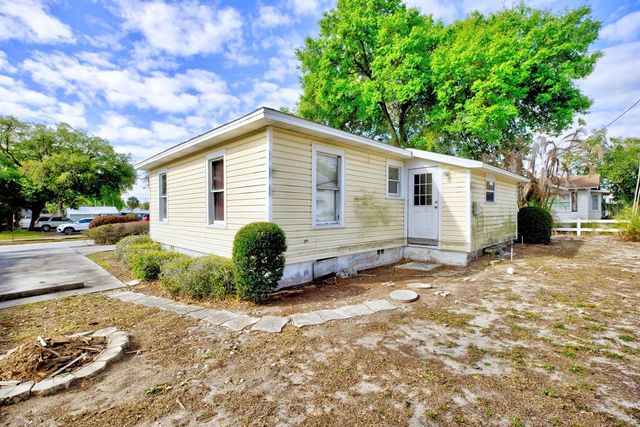 121 BATES AVENUE SE, Winter Haven, FL 33880