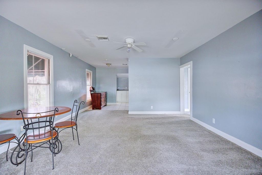 Image 3 of property listing at 121 BATES AVENUE SE, Winter Haven, FL 33880