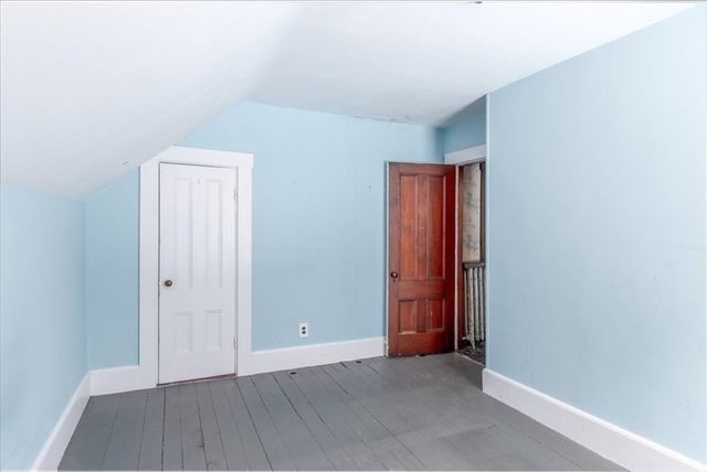 5 Washington St, Stoneham, MA 02180