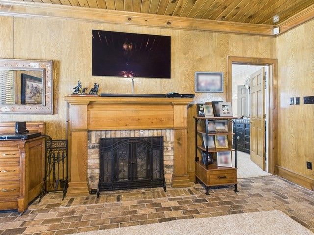 2382 Crystal Drive, Athens, TX 75752