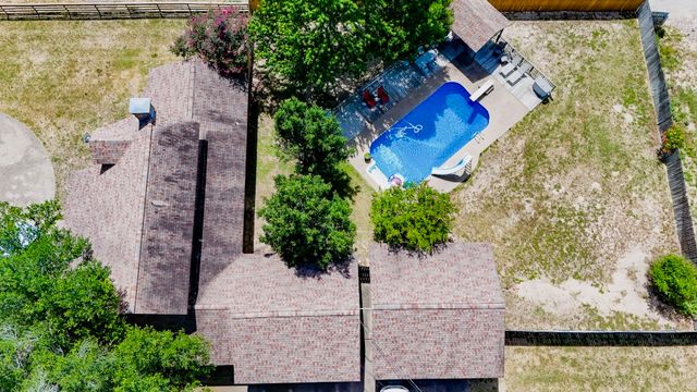 2382 Crystal Drive, Athens, TX 75752