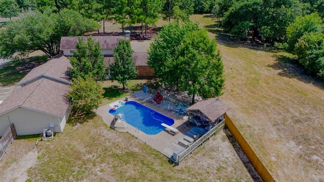 2382 Crystal Drive, Athens, TX 75752