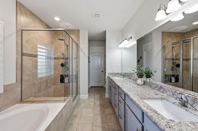 14610 Saratoga Lane, Mont Belvieu, TX 77523