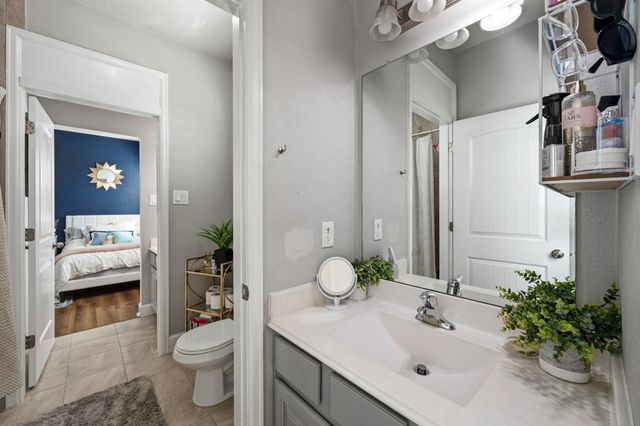 14610 Saratoga Lane, Mont Belvieu, TX 77523