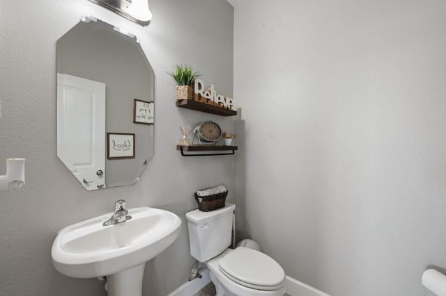 14610 Saratoga Lane, Mont Belvieu, TX 77523