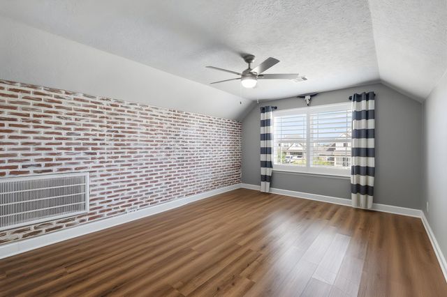 14610 Saratoga Lane, Mont Belvieu, TX 77523