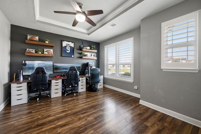 14610 Saratoga Lane, Mont Belvieu, TX 77523