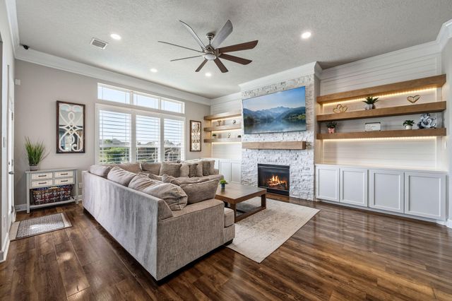 14610 Saratoga Lane, Mont Belvieu, TX 77523
