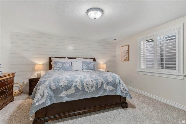 1335 W 3100 N, Pleasant View, UT 84414