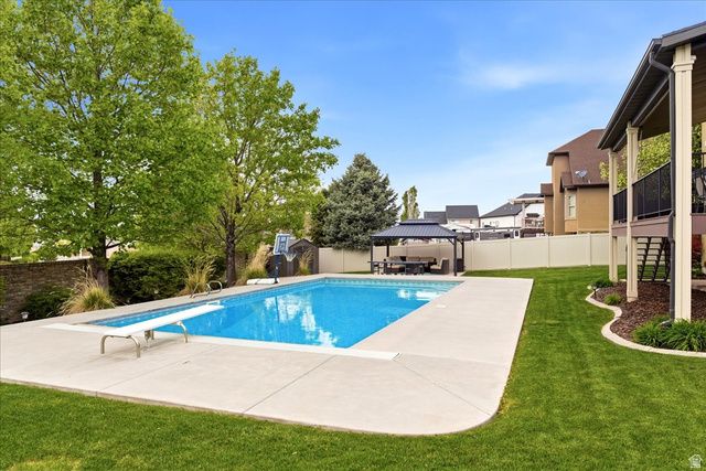 1335 W 3100 N, Pleasant View, UT 84414