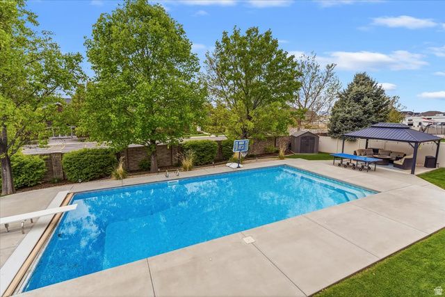 1335 W 3100 N, Pleasant View, UT 84414