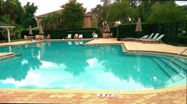 5718 FISHHAWK RIDGE DRIVE, Lithia, FL 33547