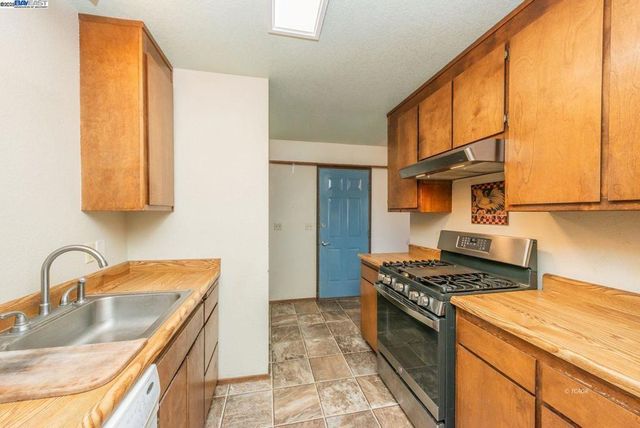 10 Second Ave, Lewiston, CA 96052