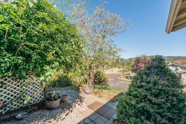 10 Second Ave, Lewiston, CA 96052