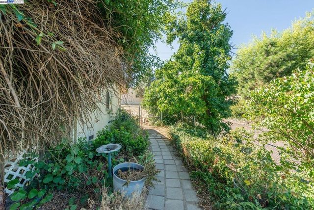 10 Second Ave, Lewiston, CA 96052