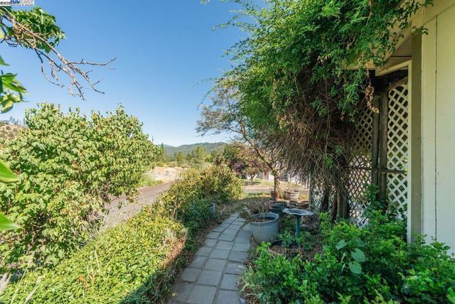 10 Second Ave, Lewiston, CA 96052