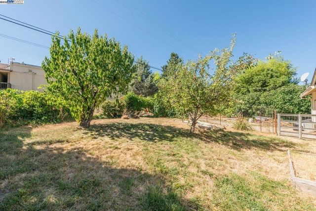 10 Second Ave, Lewiston, CA 96052