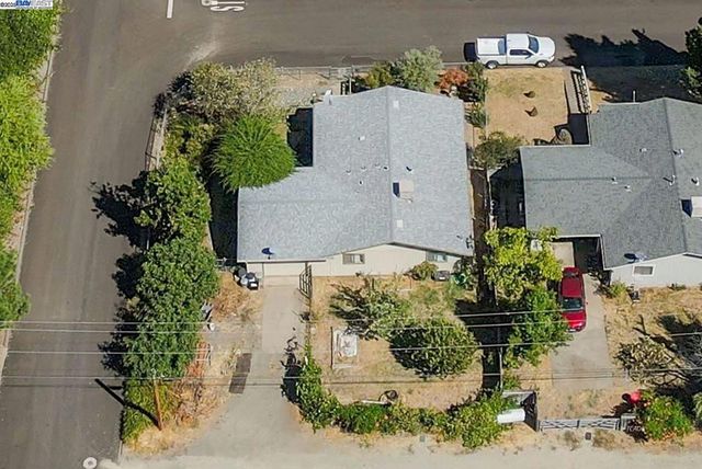 10 Second Ave, Lewiston, CA 96052
