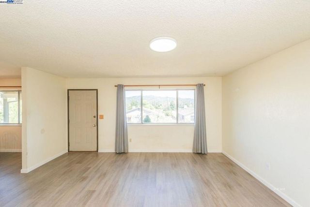 10 Second Ave, Lewiston, CA 96052