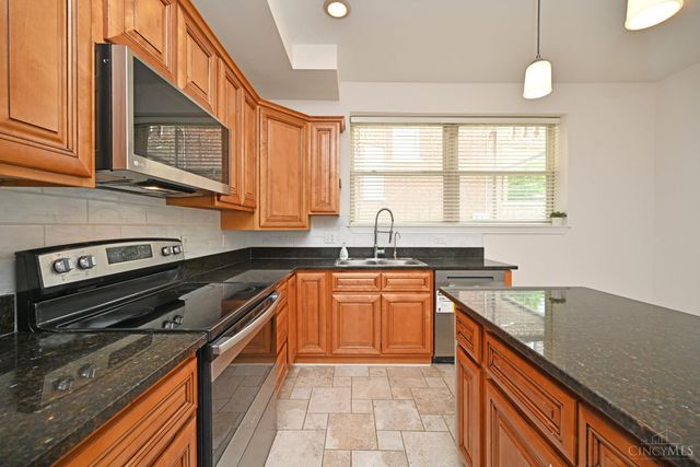 580 Howell Avenue, Cincinnati, OH 45220