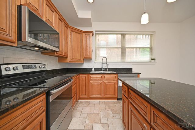 580 Howell Avenue, Cincinnati, OH 45220