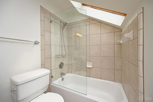 580 Howell Avenue, Cincinnati, OH 45220