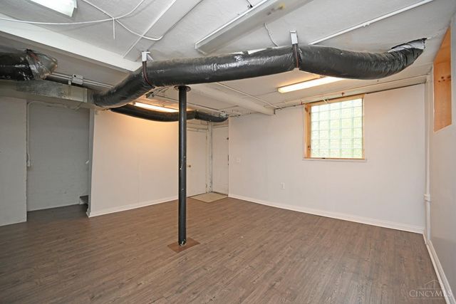 580 Howell Avenue, Cincinnati, OH 45220