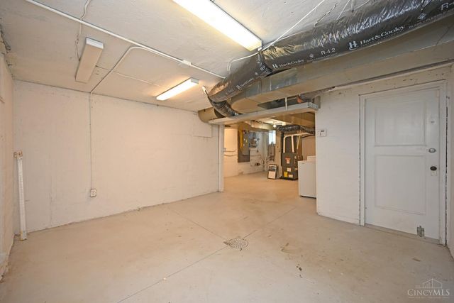 580 Howell Avenue, Cincinnati, OH 45220
