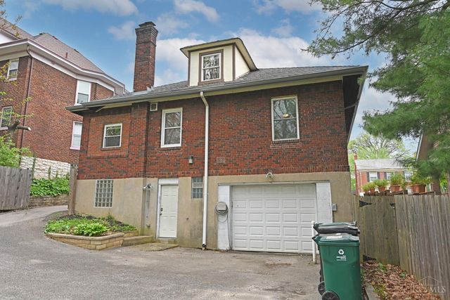 580 Howell Avenue, Cincinnati, OH 45220