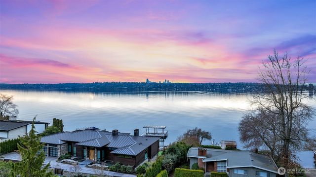 1810 NE 73rd Avenue NE, Medina, WA 98039