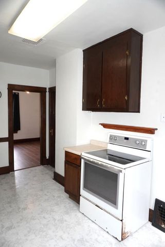 605 2ND STREET, Merrill, WI 54452