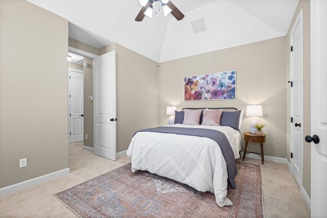 1977 S BEND DR, Cordova, TN 38016