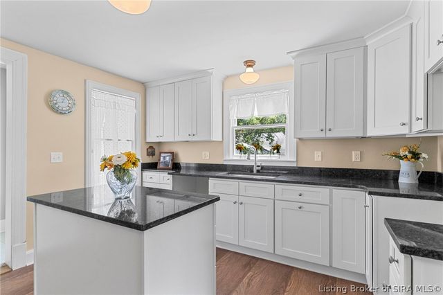 119 Madison Avenue, Hanover, IN 47243