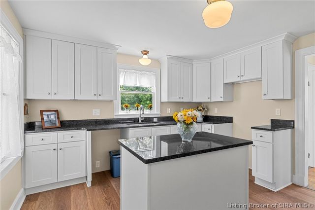 119 Madison Avenue, Hanover, IN 47243
