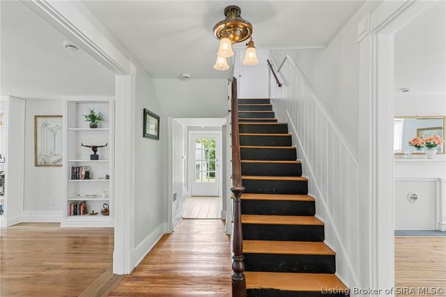 119 Madison Avenue, Hanover, IN 47243