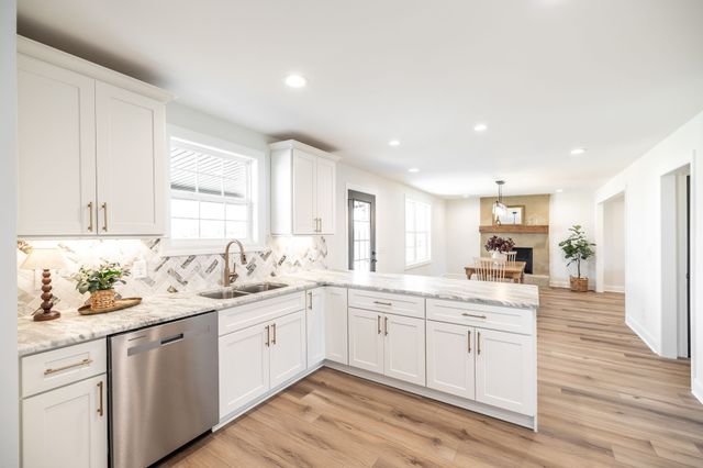 781 Harden St, Gallatin, TN 37066