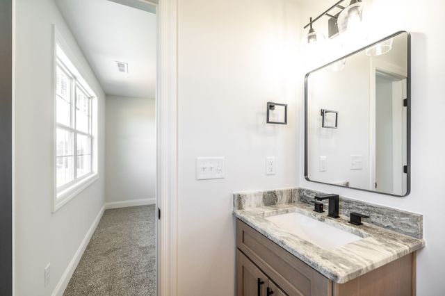 781 Harden St, Gallatin, TN 37066