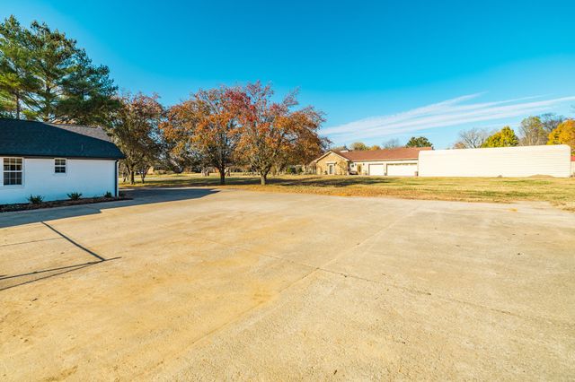 781 Harden St, Gallatin, TN 37066