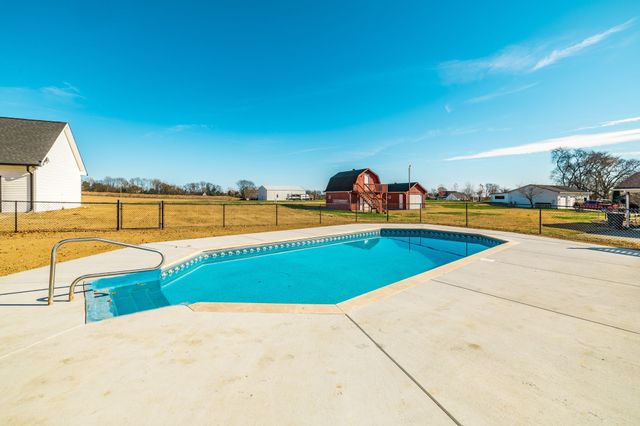 781 Harden St, Gallatin, TN 37066