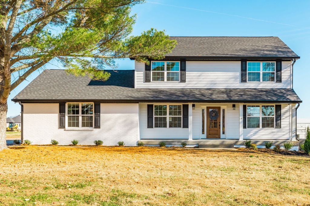 781 Harden St, Gallatin, TN 37066