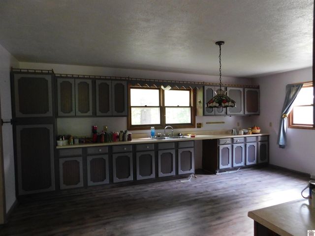 1334 State Route 1668, Marion, KY 42064