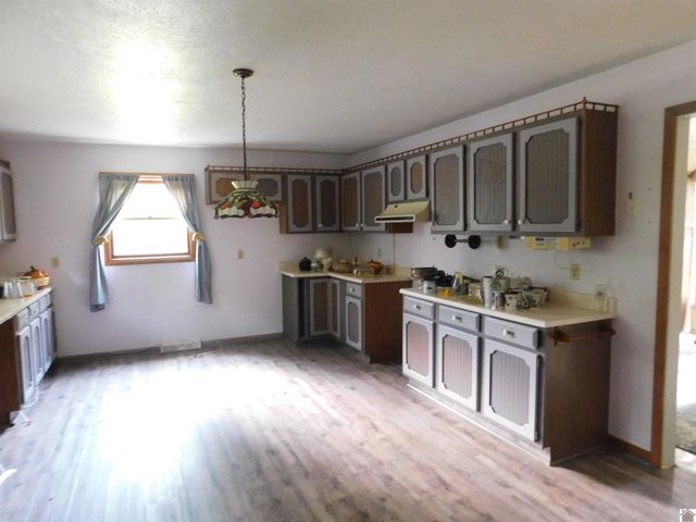 1334 State Route 1668, Marion, KY 42064