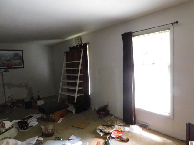 1334 State Route 1668, Marion, KY 42064