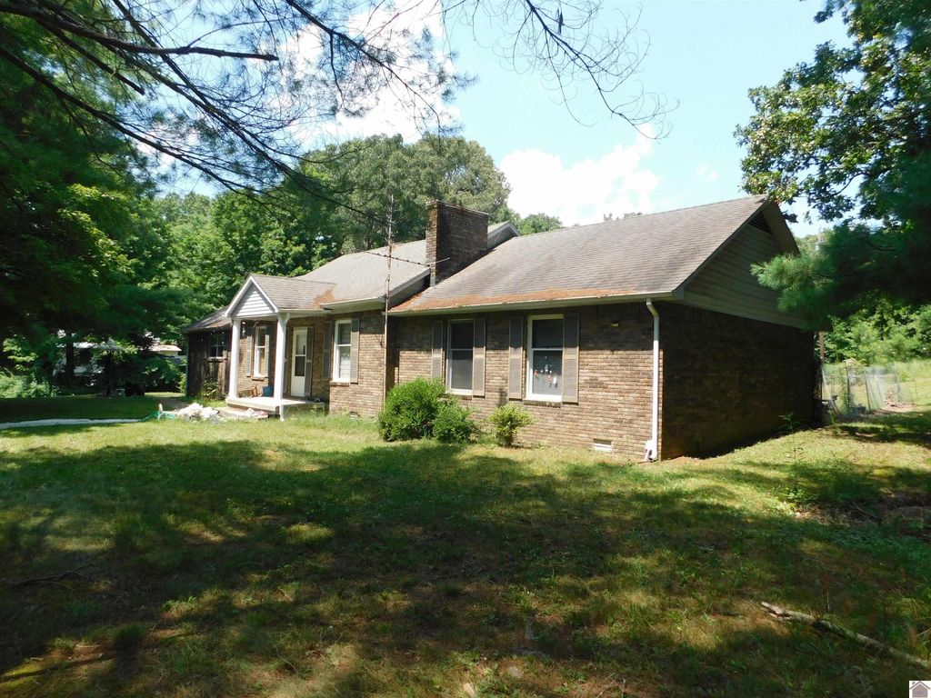 1334 State Route 1668, Marion, KY 42064